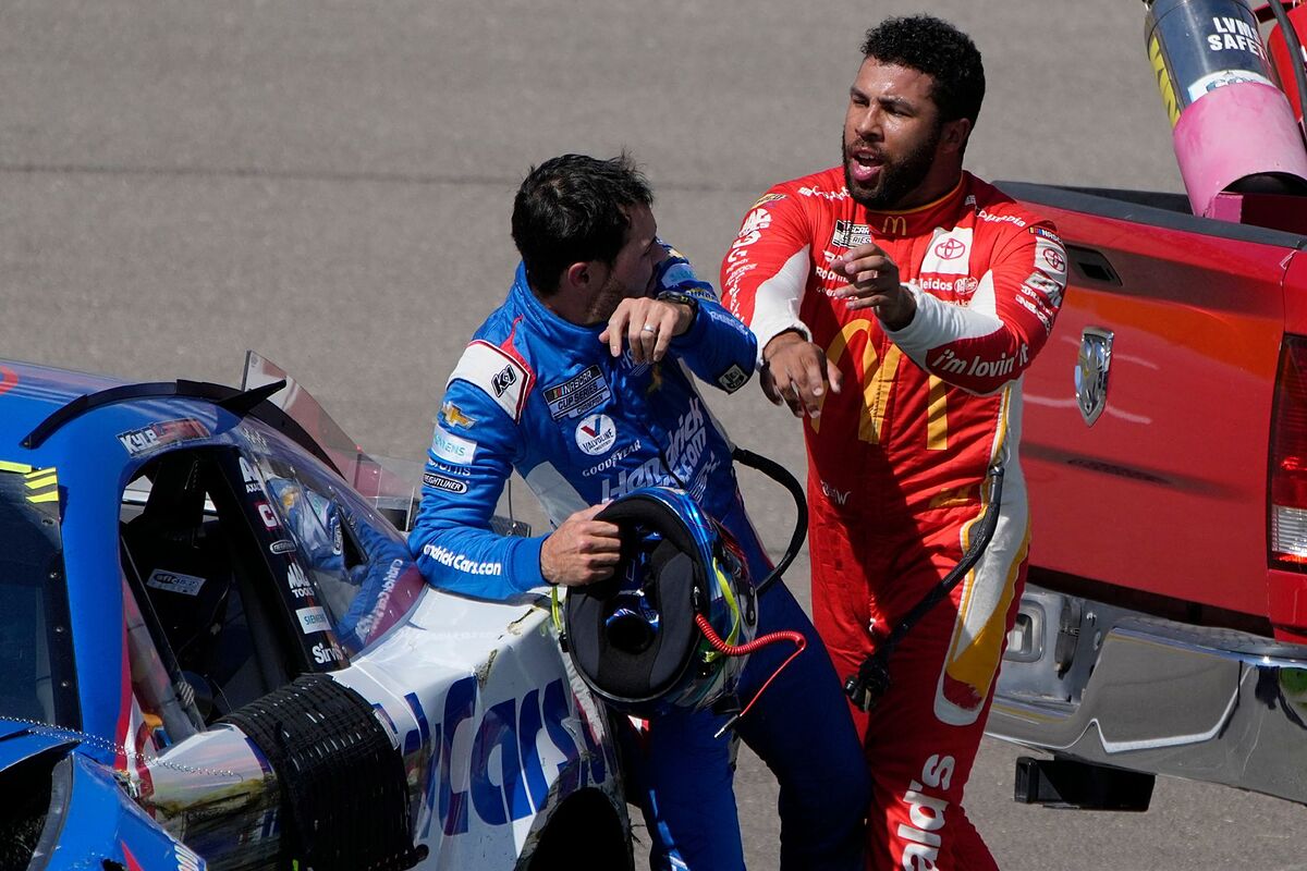 NASCAR driver Bubba Wallace shows why he’s so disliked after punking Alex Bowman…