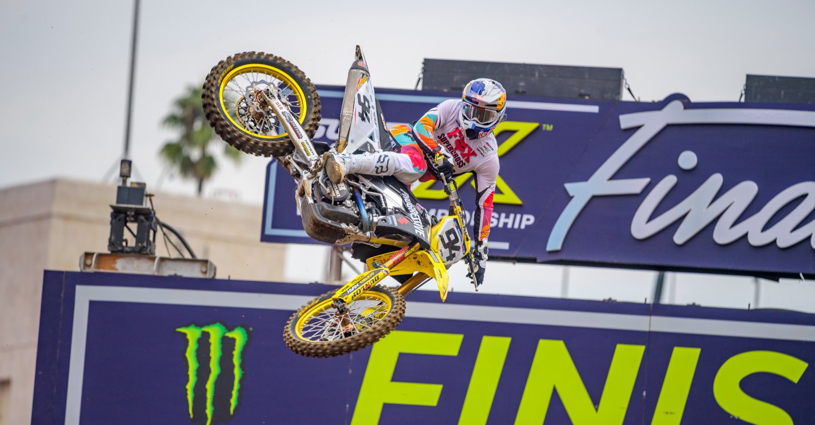 BRUTAL NEWS: Ken Roczen signed a multimillion-pound contract that worth $50 million to become the brand ambassador for a motocross company because of his…